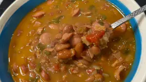 Cómo-Hacer-Ricos- Frijoles-Charros- Receta-Casera-