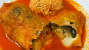 Read more about the article Cómo Hacer Unos Deliciósos Chiles Rellenos De Queso Con Papa Facil y Muy Ecónomico